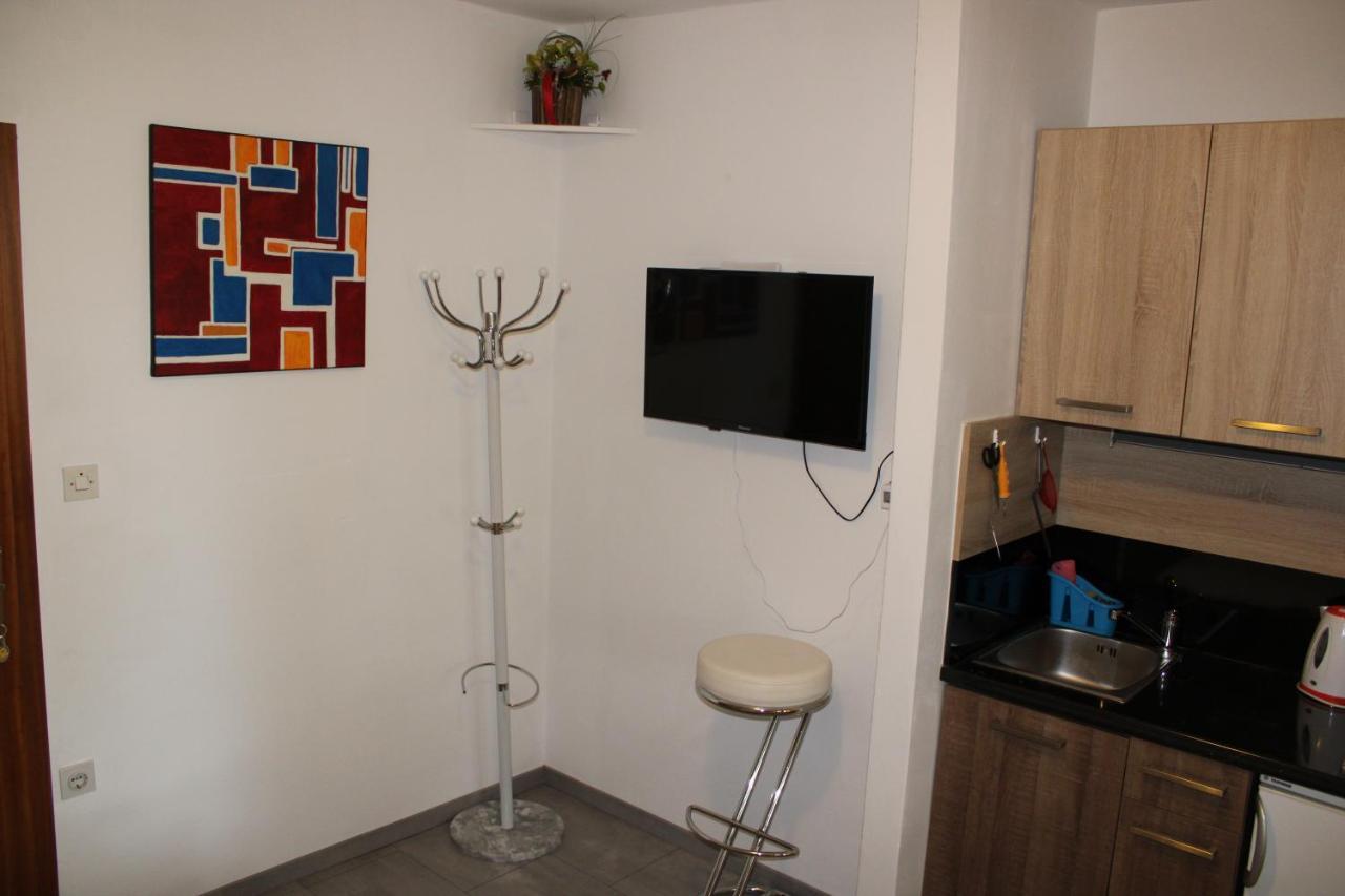 Studio Apartman Stefanija เซลเซ ภายนอก รูปภาพ
